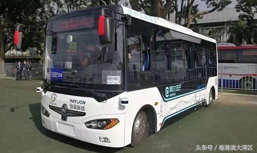 全球首批无人驾驶公交在深圳上路了！票价、路线曝光！