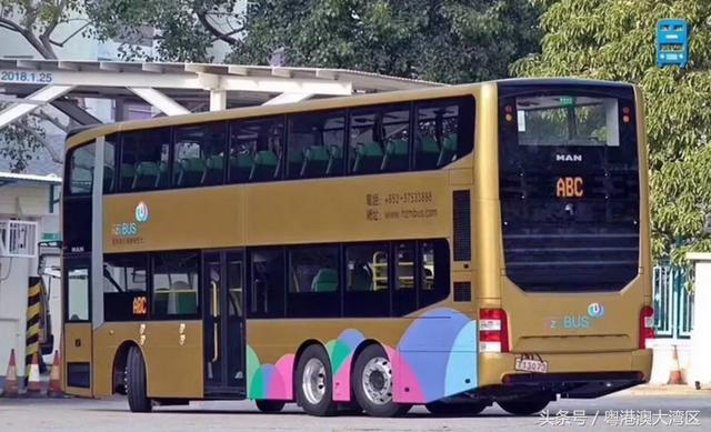 穿梭巴士每日超200班次